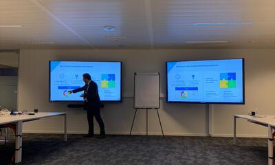 Presentatie door de CEO
